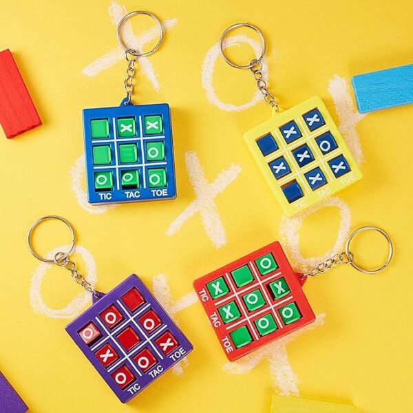 Tic Tac Toe Keychain, 8-Pack – Plastic Party Favors for Kids Ages 8-12, Goodie Bags & Mini Backpacks - Image 4