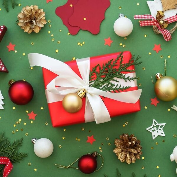 120 Sheets Christmas Tissue Paper - Red, Green, White - Image 4